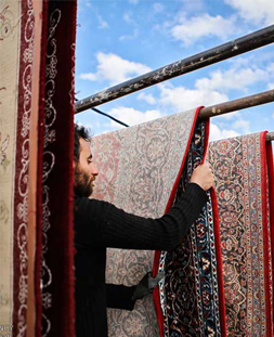 خشک کردن قالی در قالیشویی یوسف آباد
